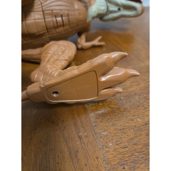 Animal Planet Interactive T Rex Dinosaur Light Up Eyes Growls Tested Toys R Us - Picture 7 of 9